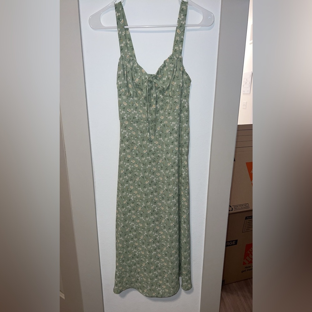 SHEIN Green Floral Midi Dress